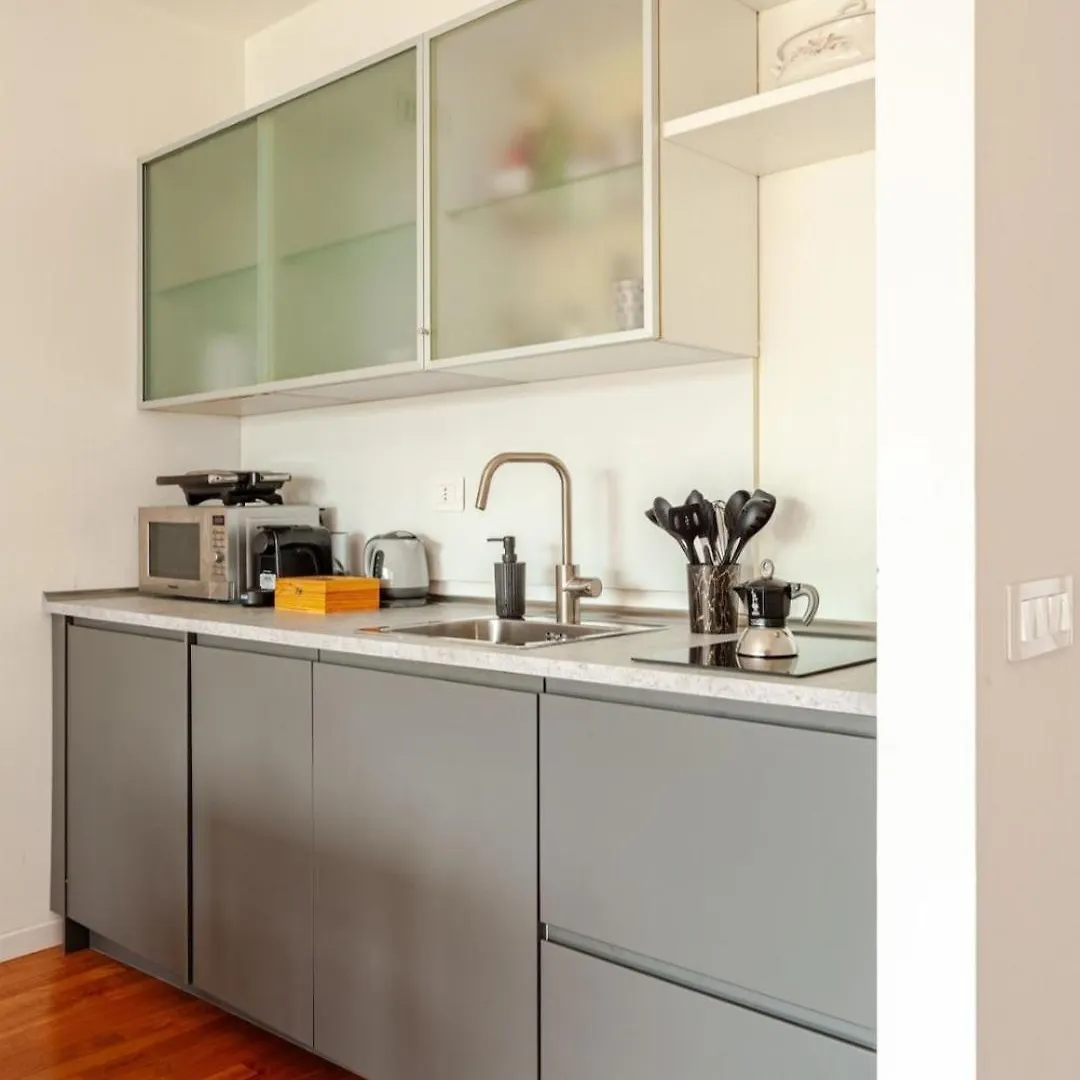 Elegante Appartamento In Corso Garibaldi Milan Apartment