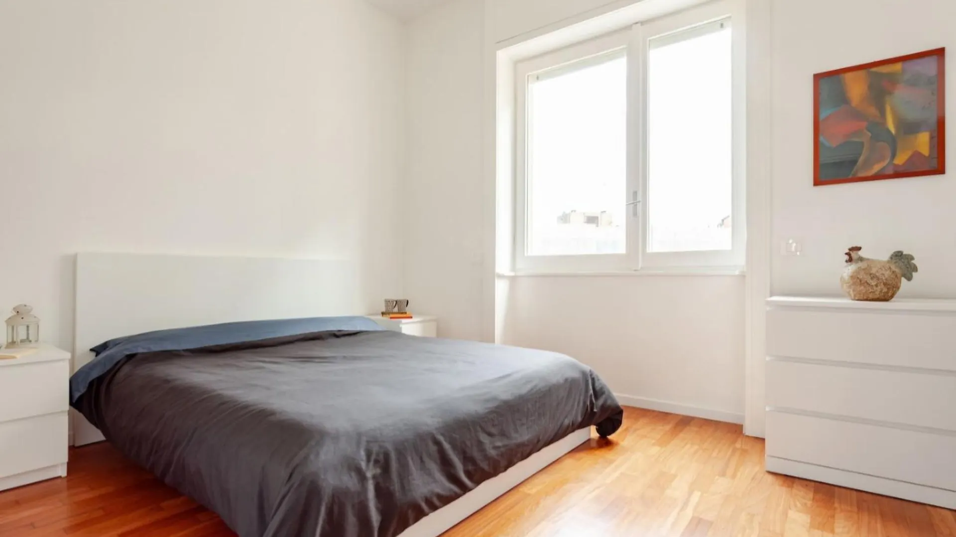 Apartment Elegante Appartamento In Corso Garibaldi Milan Italy
